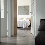 公寓 With 2 Bathrooms *