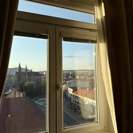 Best Deal Apartment 아파트 *